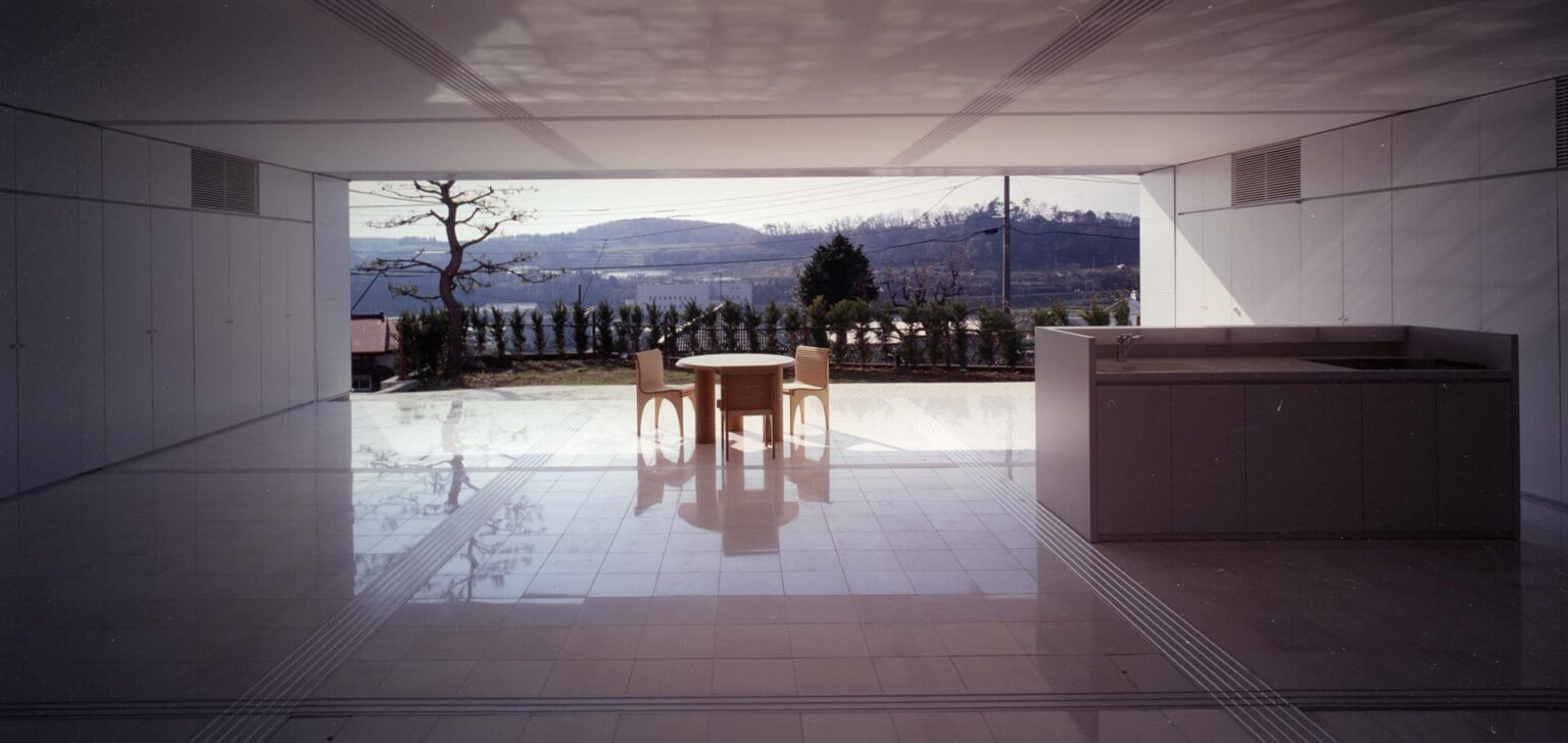 Nine Square Grid House - Shigeru Ban