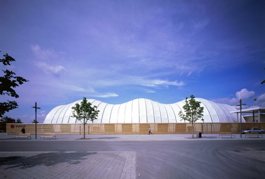 Japan Pavilion Expo 2000 - Shigeru Ban