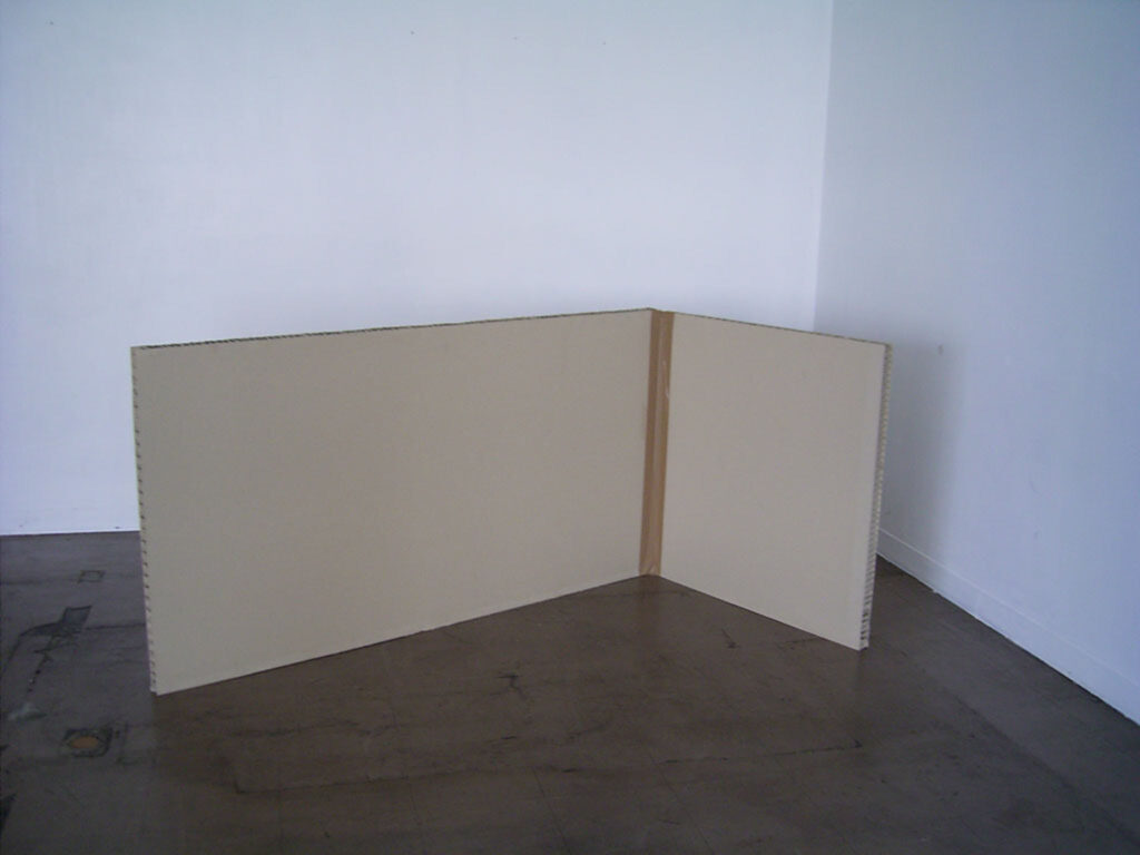 Paper Partition System 2 - Fukuoka Earthquake 2005 - Shigeru Ban